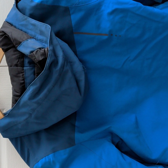 🗝️FREE Ripzone Blue Hooded Jacket - Picture 5 of 5